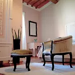 Oda ve Kahvaltı Duchess Boutique De Charme Floransa