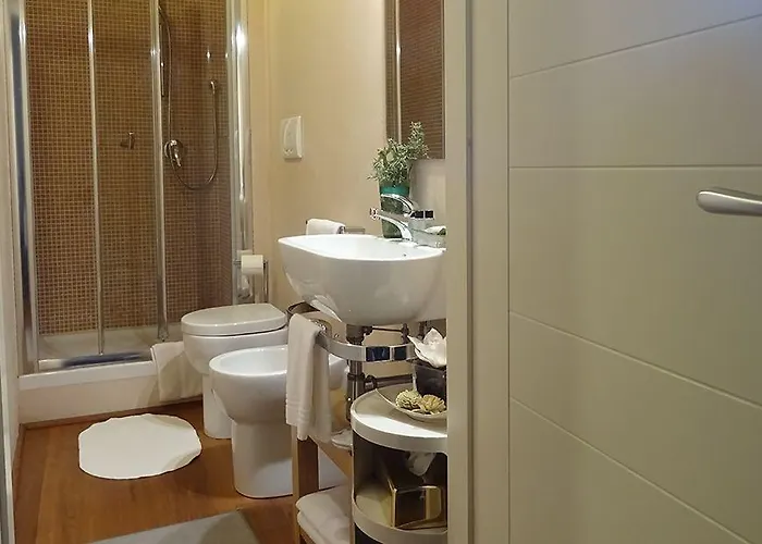 Duchess Boutique De Charme Bed & Breakfast 4*