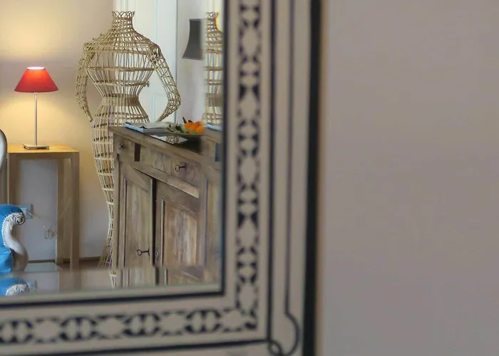 Duchess Boutique De Charme Bed & Breakfast 4*